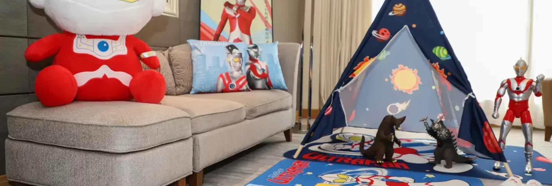 Ultraman Super Deluxe Theme Room